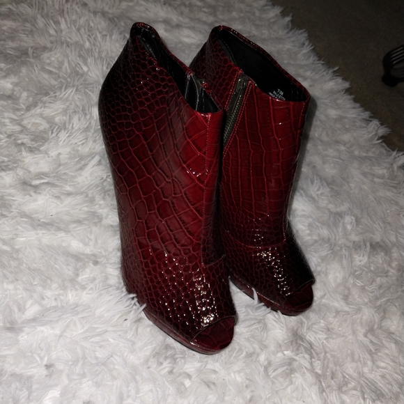 Made by Black / White Stiletto booties - Picture 3 of 5